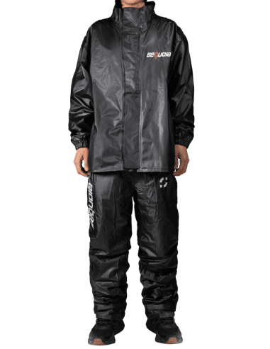 Impermeable liviano plegable
